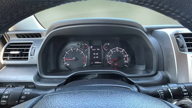 Used 2022 Gray Toyota SR5 image 15