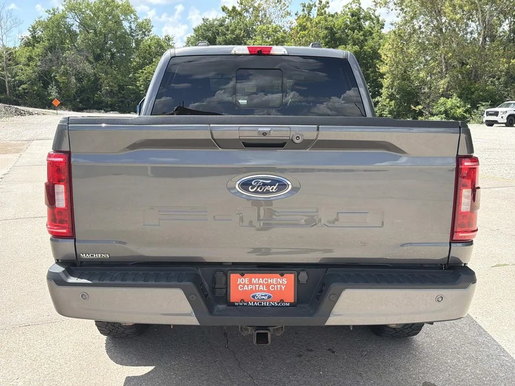 Used 2023 Gray Ford XLT image 6