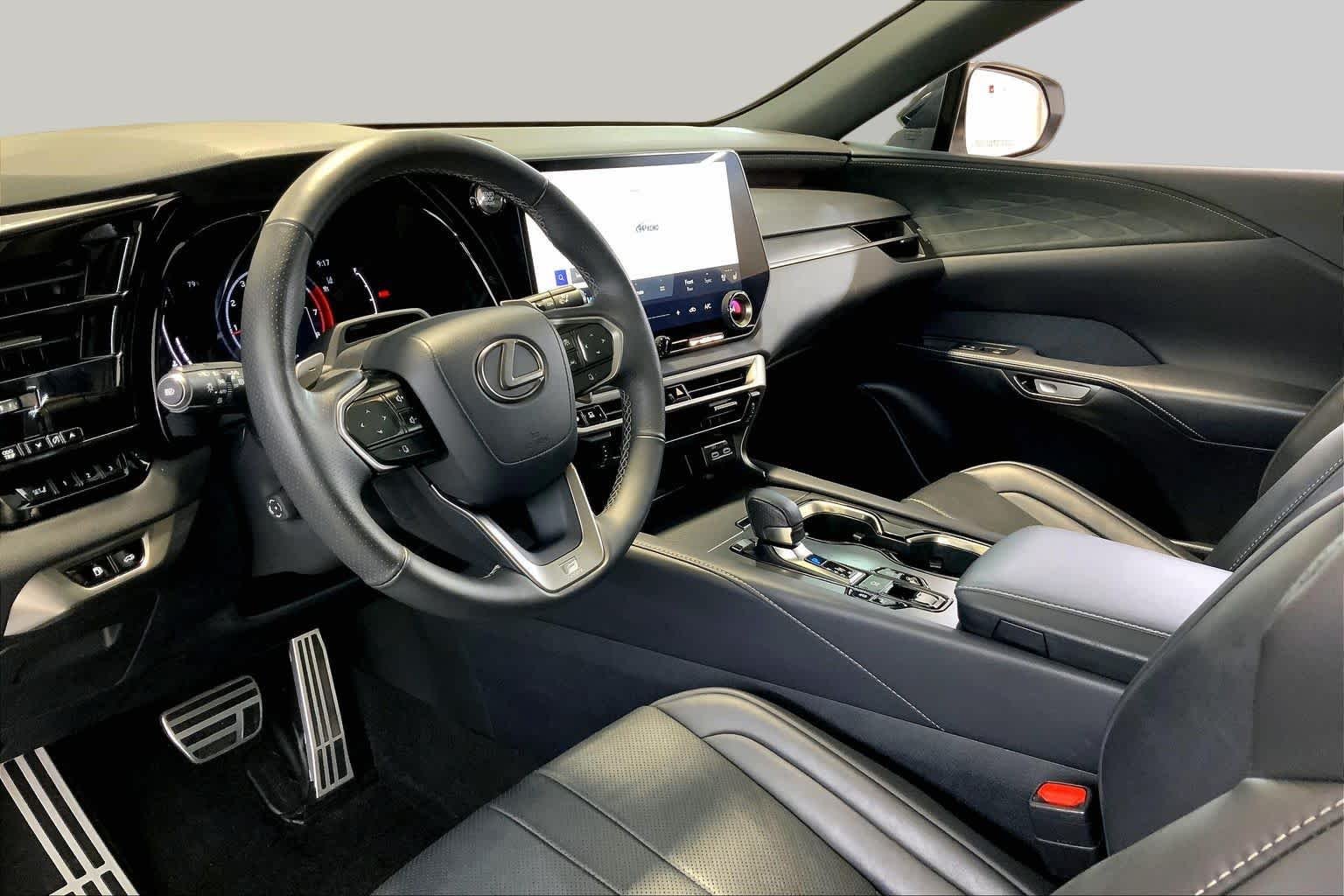 Used 2023 Ultra White Lexus F SPORT Handling image 17