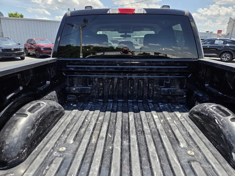 Used 2022 Agate Black Metallic FORD XLT image 13