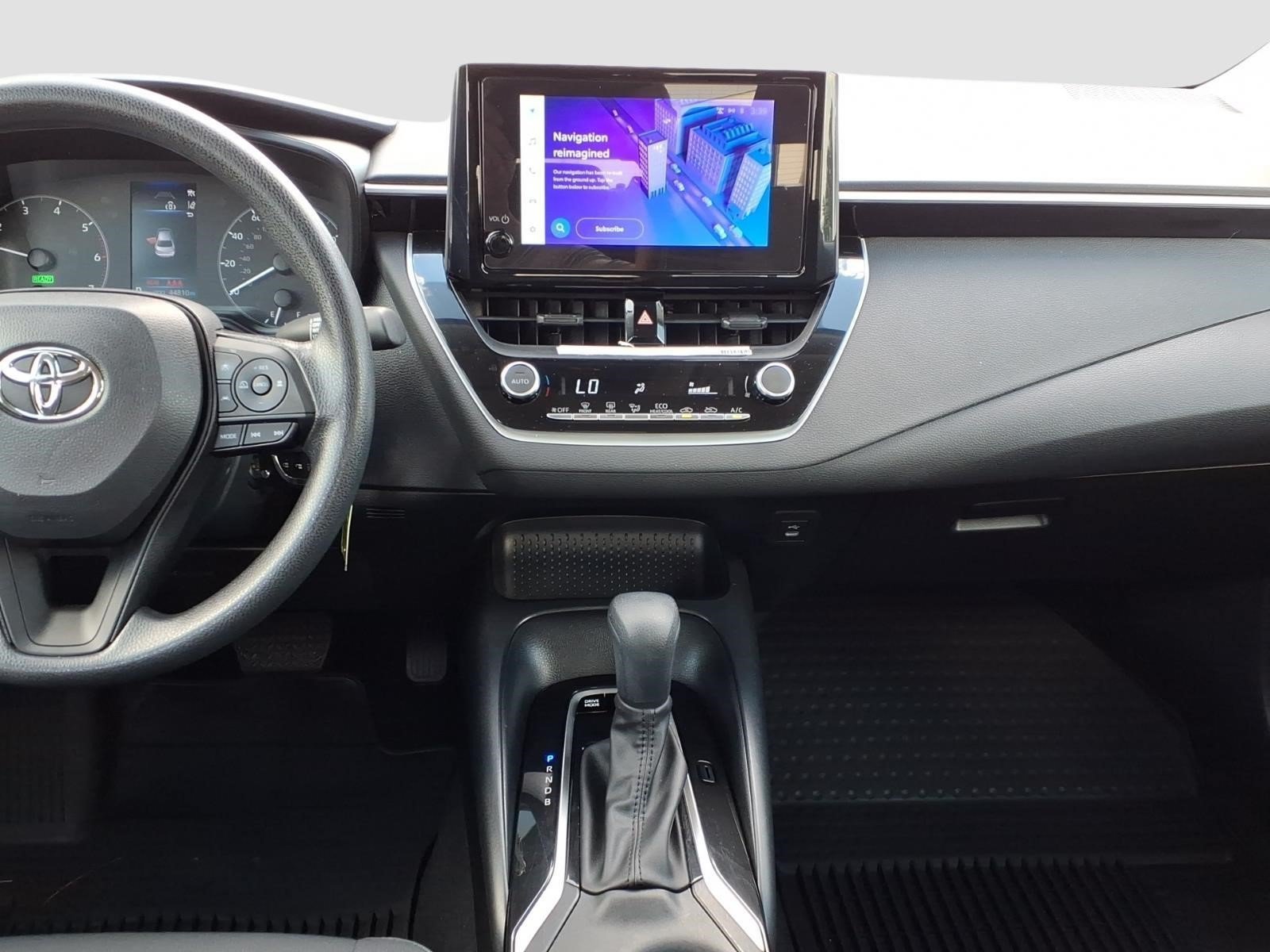 2023 Toyota Corolla LE - Photo 14