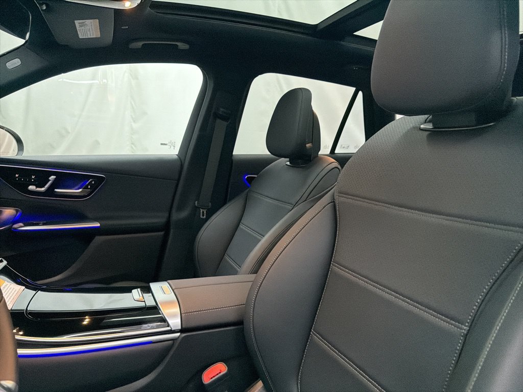 Certified Used 2026 Black Mercedes-Benz GLC 300 image 13