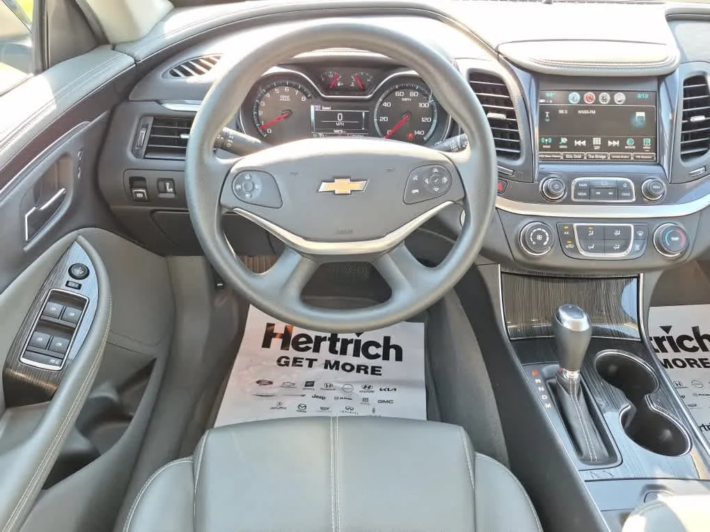 Used 2019 Blue Velvet Metallic Chevrolet LS image 8