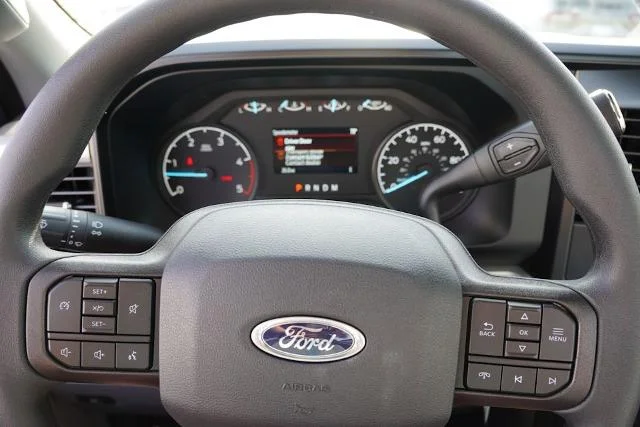 New 2026 Oxford White Ford F-250® XL image 13