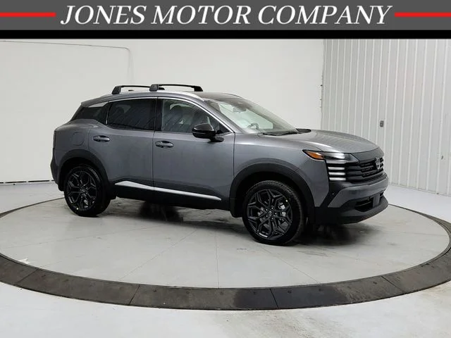 2026 Nissan Kicks 2.0 SR's photo