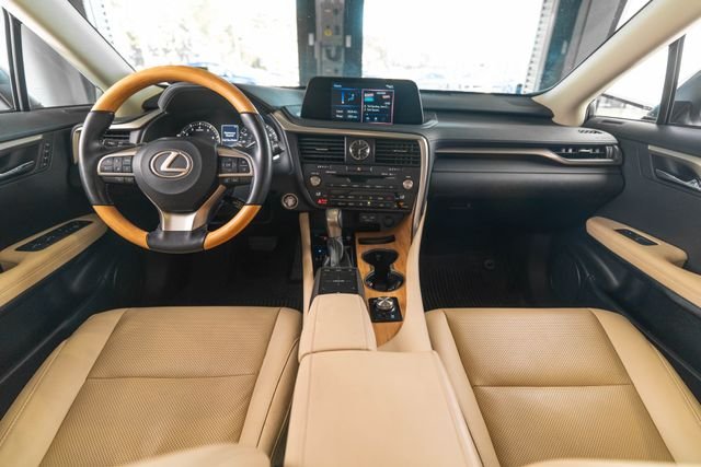 Used 2022 White Lexus 350L image 12