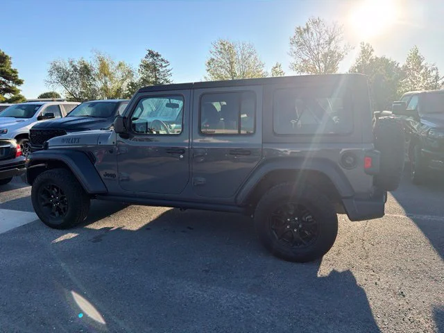 Used 2020 Gray Jeep  image 7