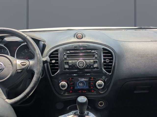 Used 2011 White Nissan SV image 17