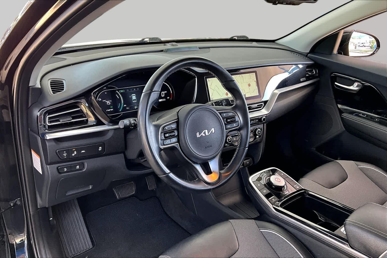 Used 2022 Aurora Black Pearl Kia EX image 17
