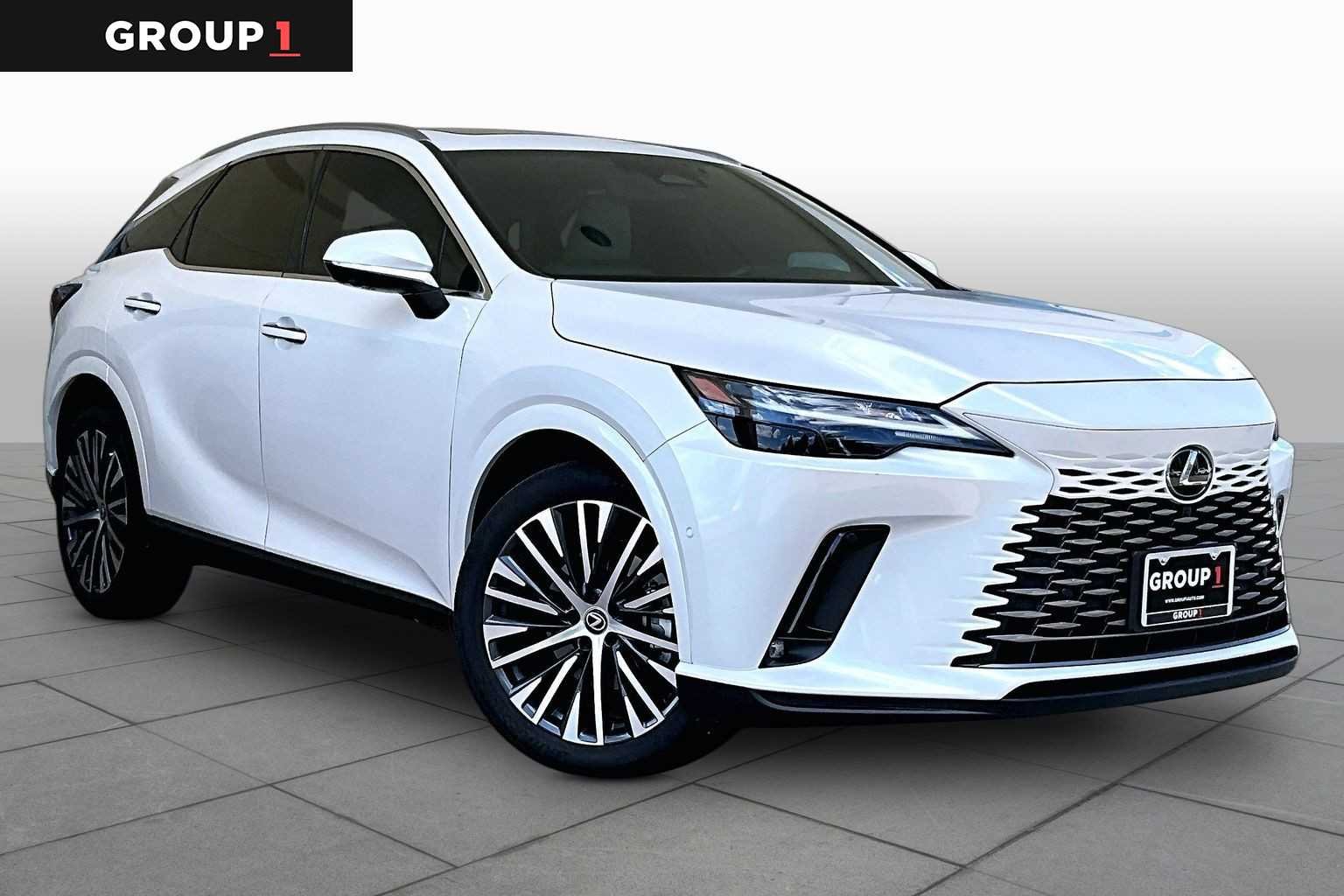 Used 2024 Eminent White Pearl Lexus Premium Plus image 3