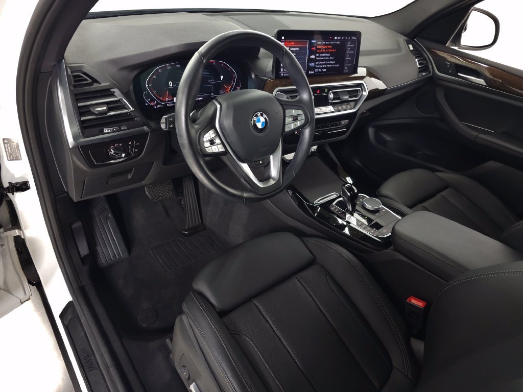 Used 2023 White BMW xDrive30i image 16