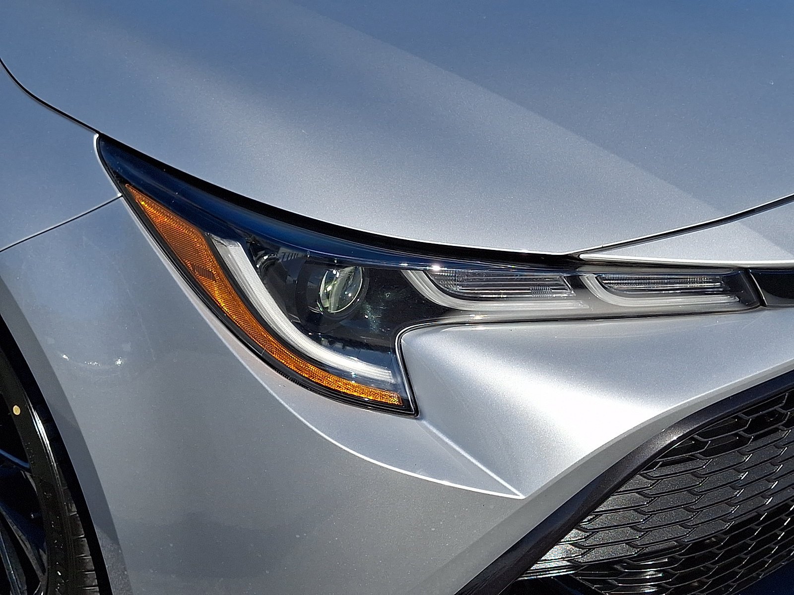 Certified Used 2022 CLASSIC SILVER METALLIC Toyota Nightshade image 10