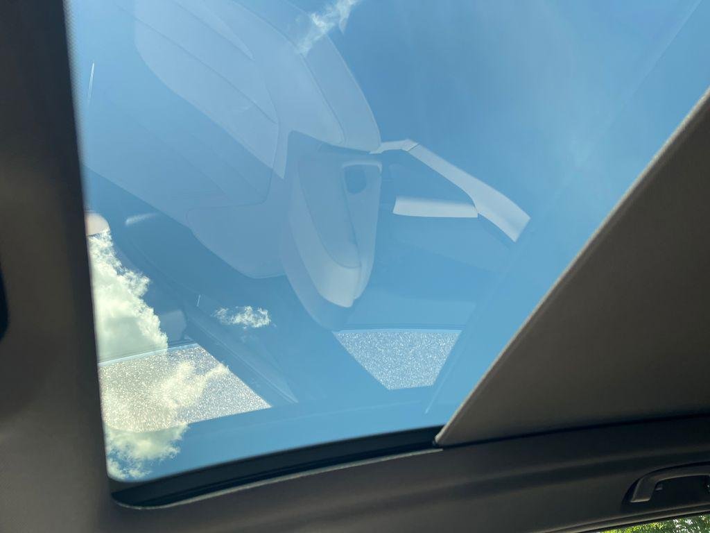 New 2026 Skyscraper Grey Metallic BMW 30 xDrive image 23
