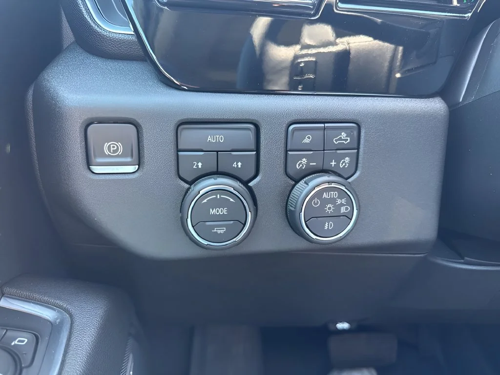 Used 2023 White Chevrolet LTZ image 21