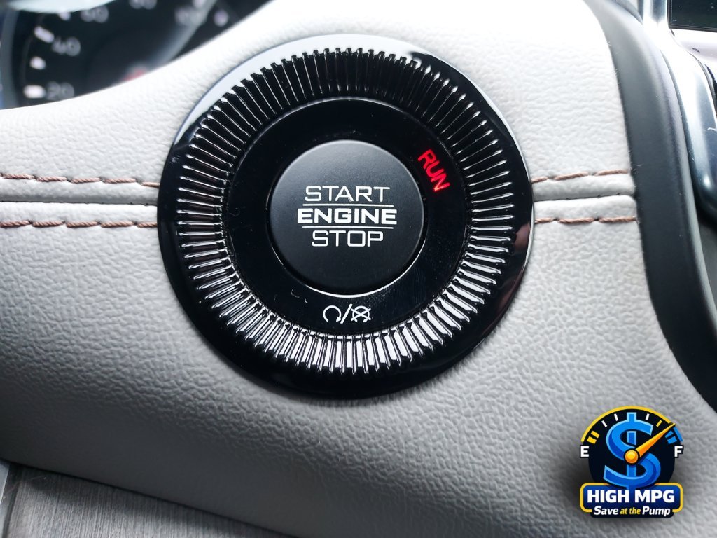 Used 2025 Red Jeep Limited image 16