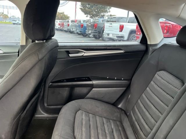 Used 2016 Black Ford SE image 13