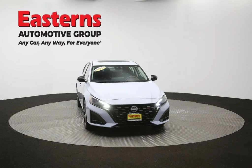 Used 2023 Gray Nissan 2.5 SR image 52