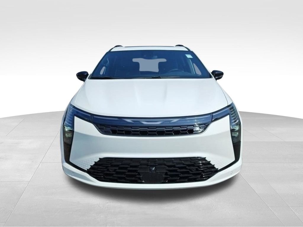 New 2027 Bright White Clear-Coat Exterior Paint Chrysler Limited image 8
