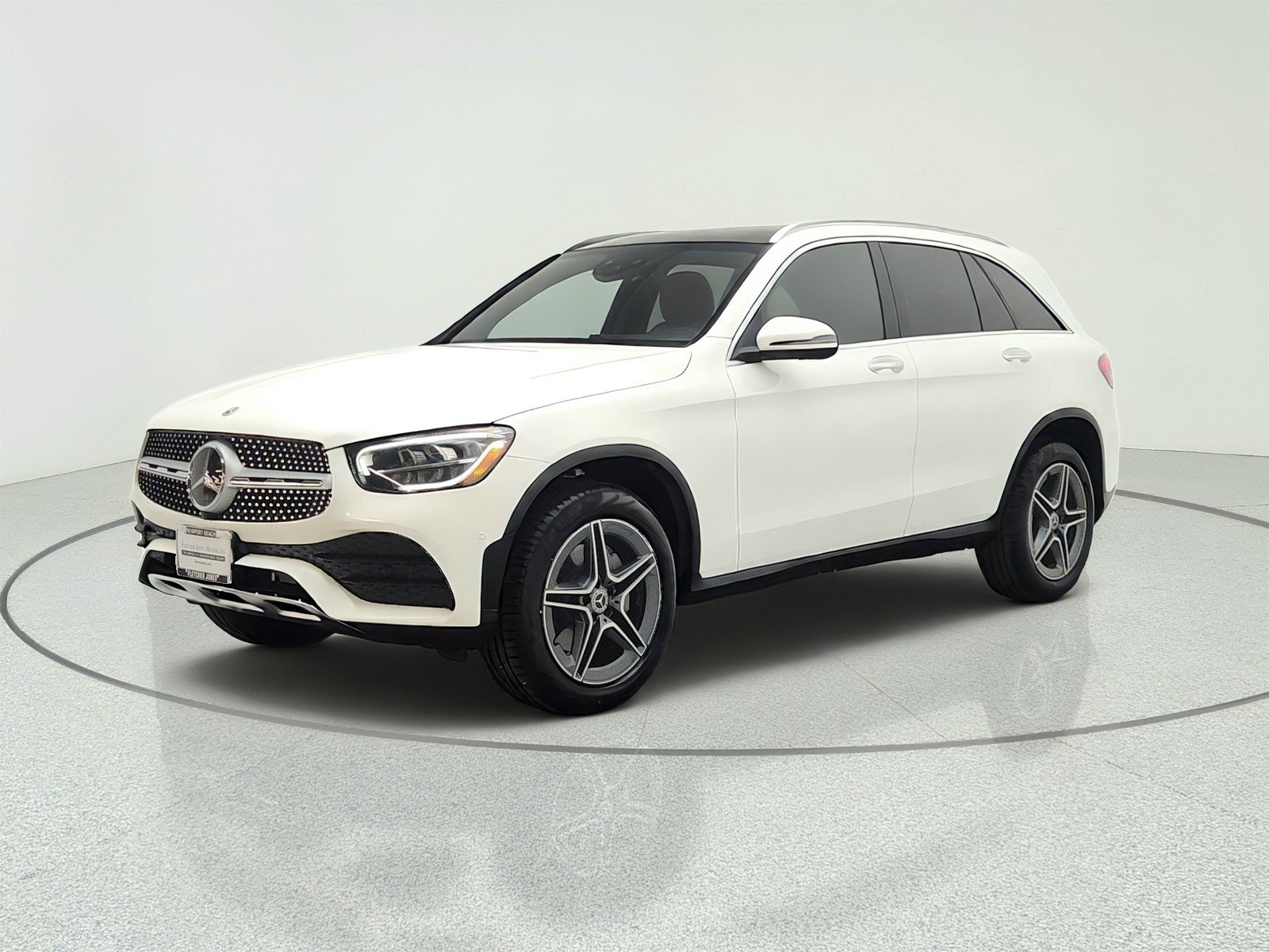 Used 2021 Polar White Mercedes-Benz GLC 300 4MATIC® SUV image 1