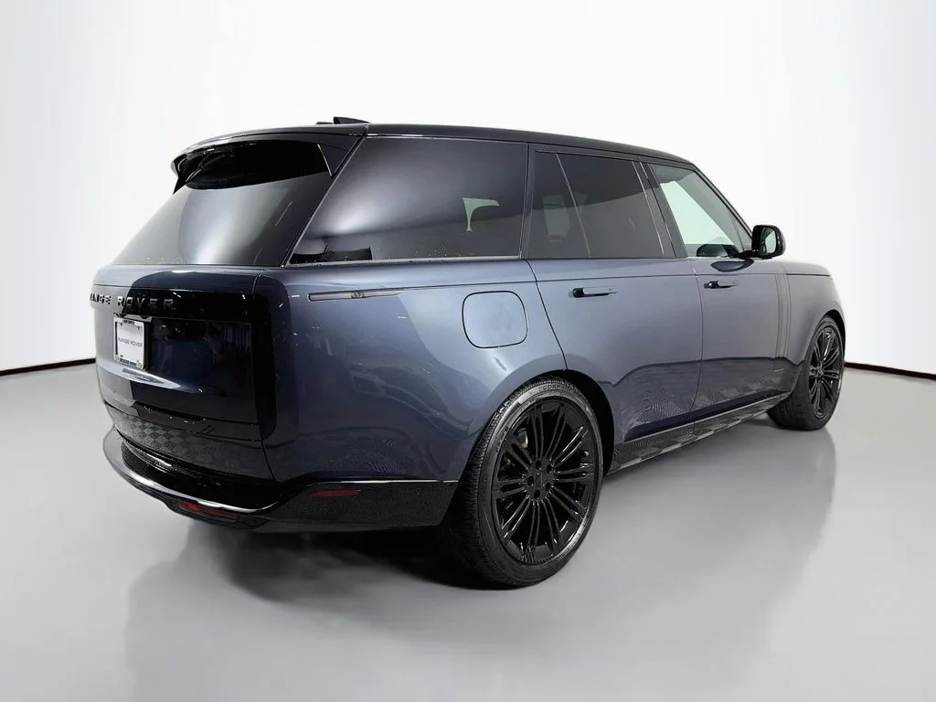 New 2026 Varesine Blue Land Rover SE image 5
