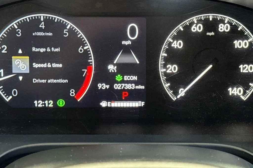 Used 2025  Honda LX image 30
