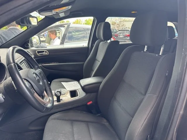 Used 2014 Gray Jeep Laredo image 9
