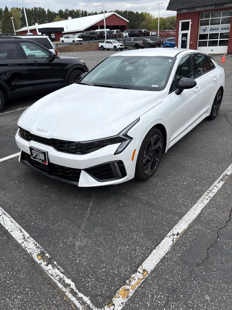 2025 Kia Optima GT-Line AWD's photo