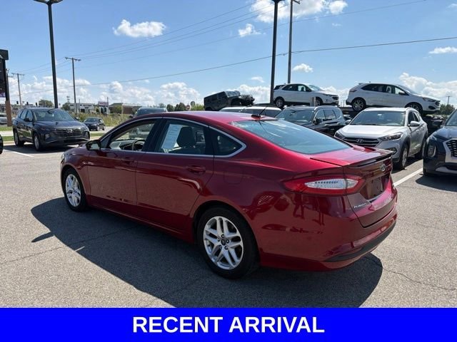 Used 2015 Red Ford SE image 13