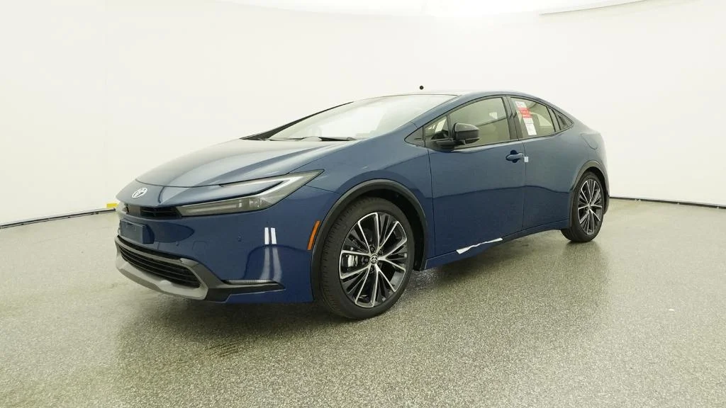 New 2026 Reservoir Blue Toyota XLE image 19
