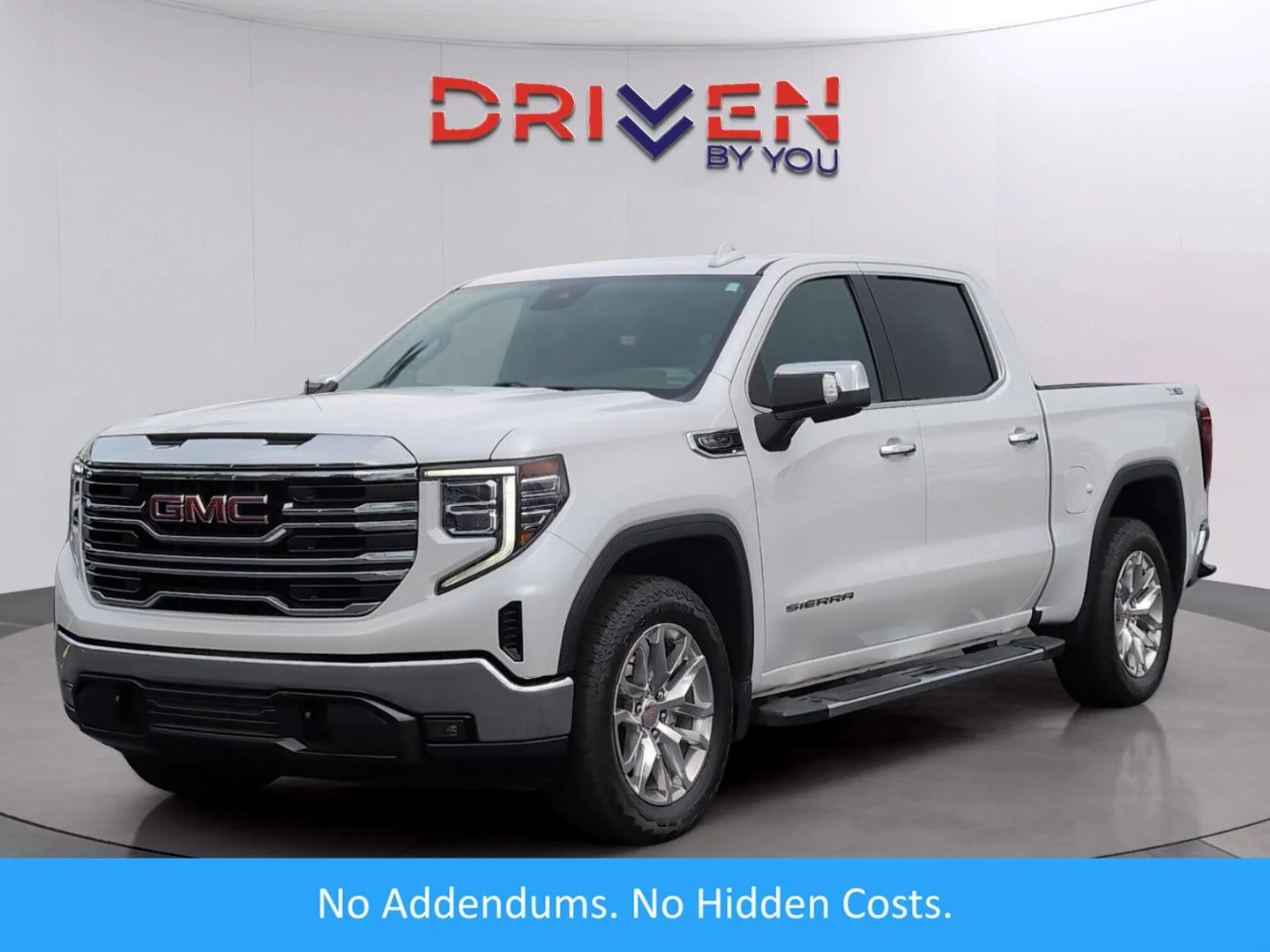 2022 GMC Sierra 4WD Crew Cab Short Box SLT's photo