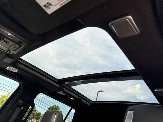 Used 2023 Black Raven Cadillac Sport Platinum image 21