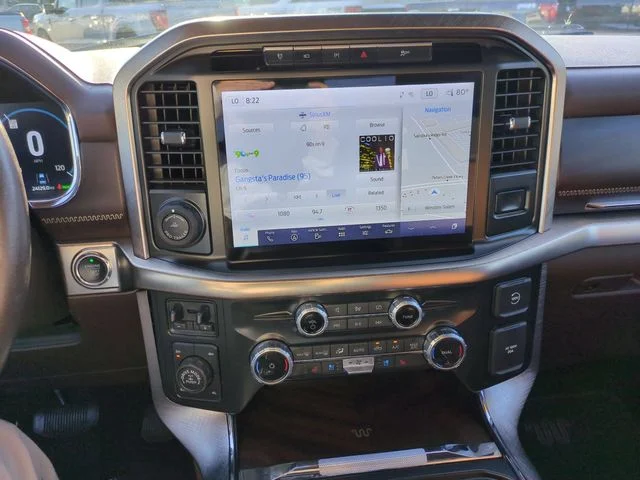 Used 2023  Ford King Ranch image 21
