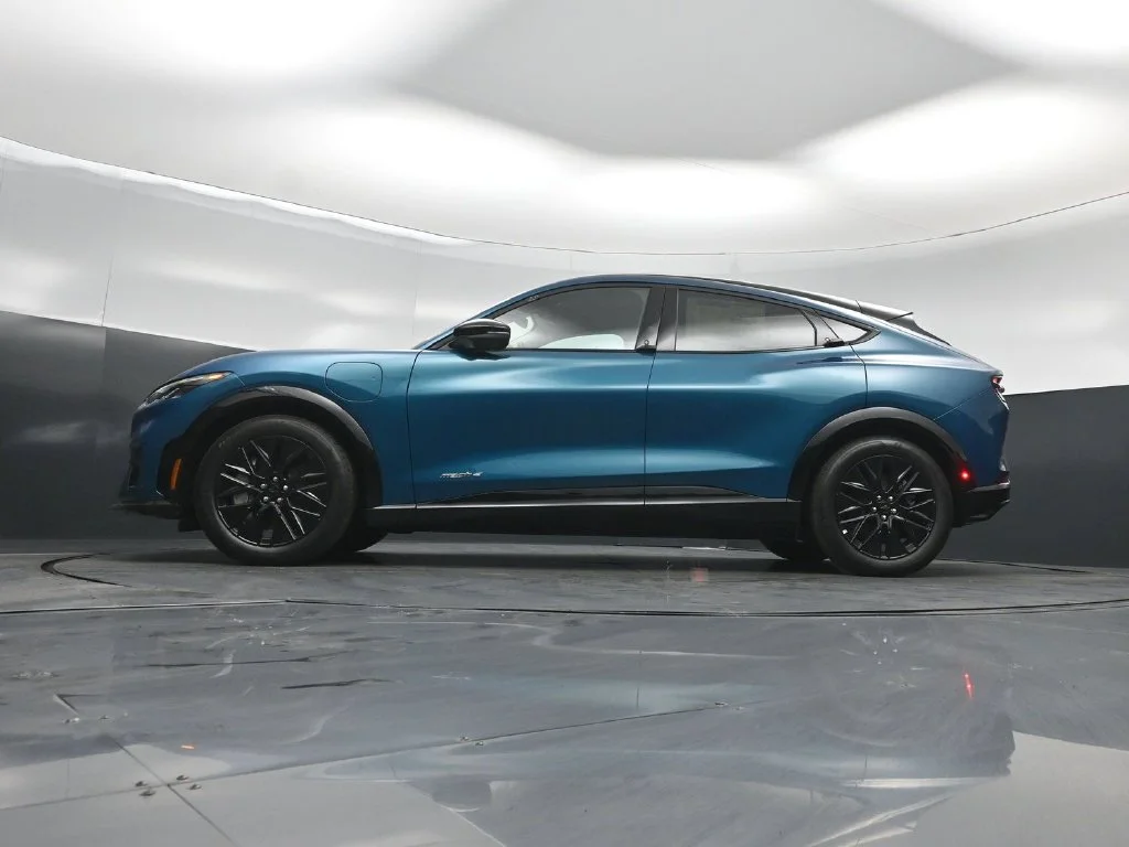 New 2026 Adriatic Blue Metallic Ford Premium image 48