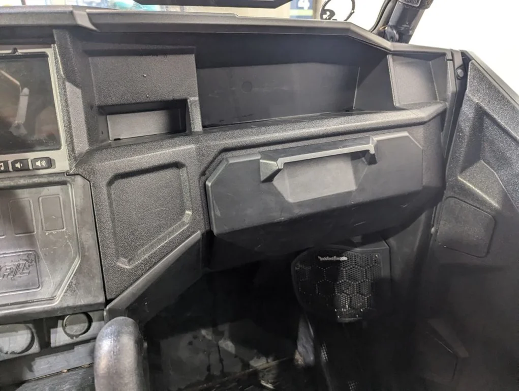 Used 2022 BLACK Polaris  image 9
