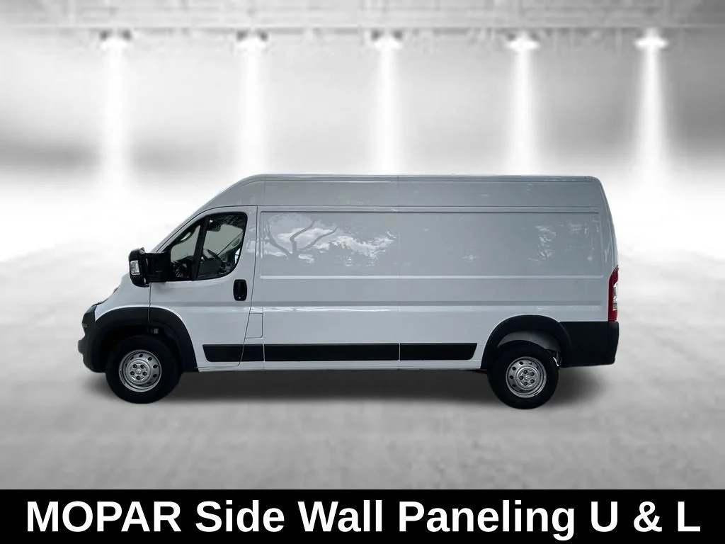 Used 2023 White Ram High Roof image 4