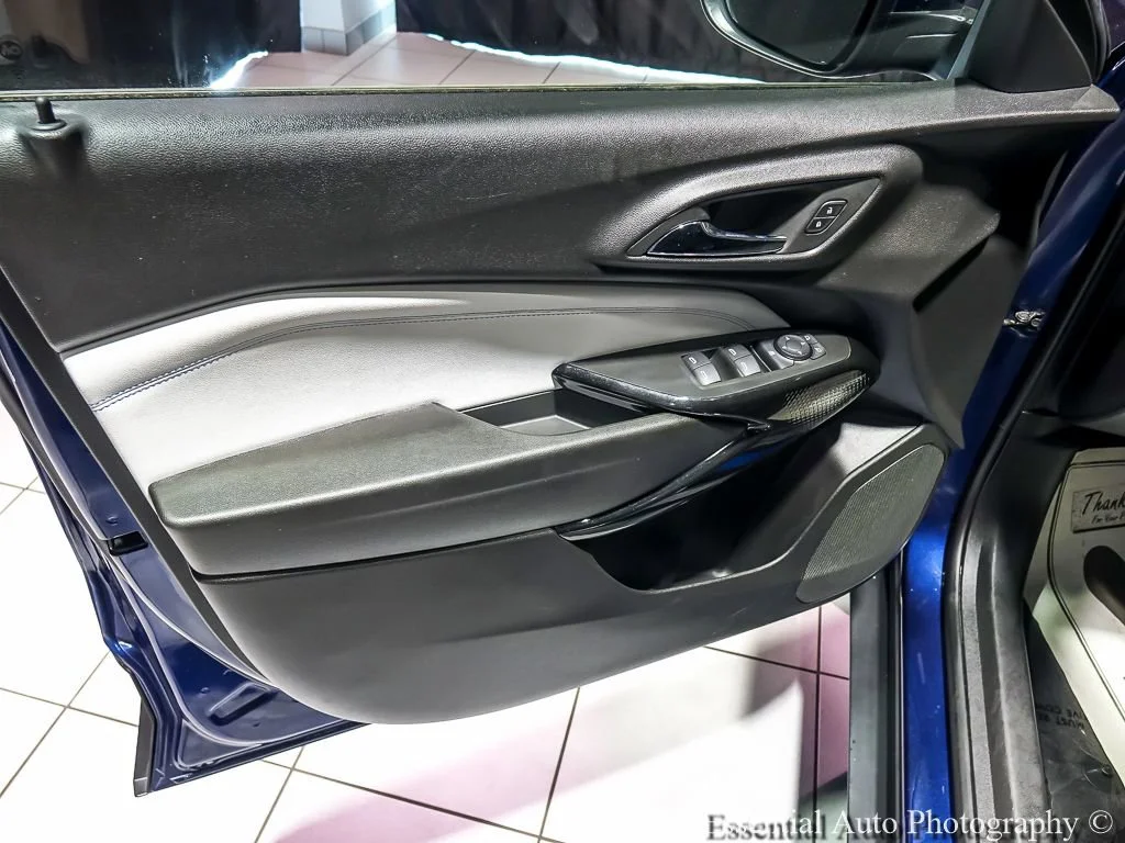 Used 2024 Blue Glow Metallic Chevrolet LT image 23