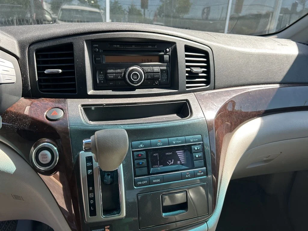 Used 2012 White Nissan 3.5 S image 18