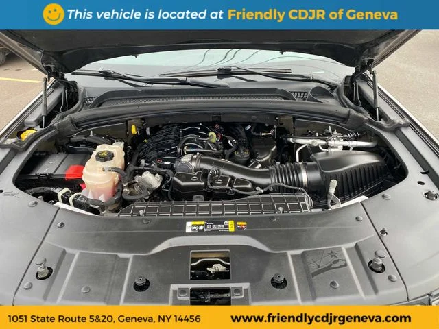 Used 2022 Gray Jeep Limited image 27