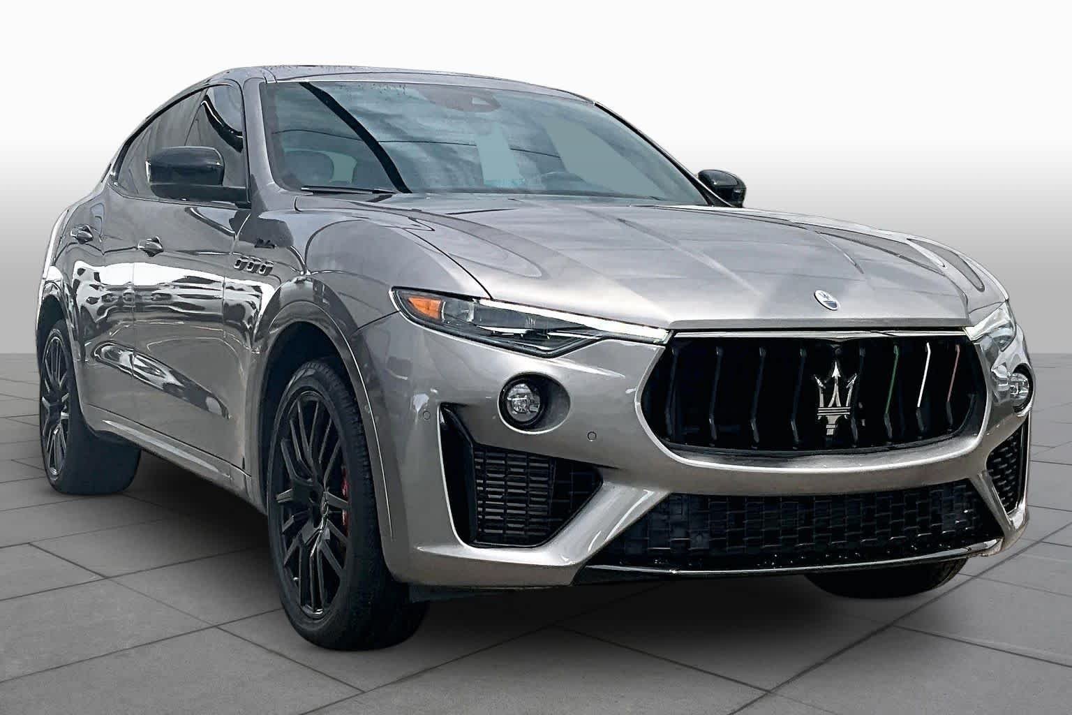 Used 2022 Grigio Metallic Maserati Modena image 3