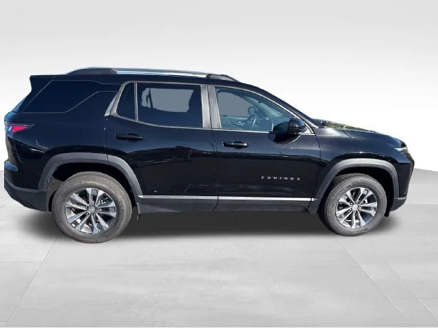 Used 2025 Mosaic Black Metallic Chevrolet LT image 7