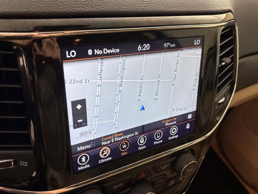 Used 2022 Black Jeep Laredo E image 34