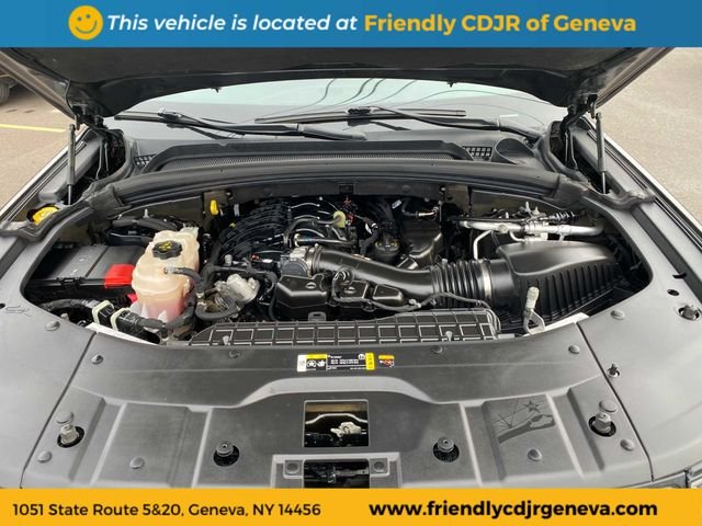 Used 2022 Gray Jeep Limited image 27