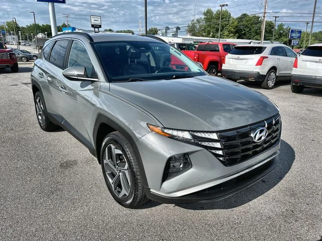 Used 2024 Gray Hyundai SEL image 11