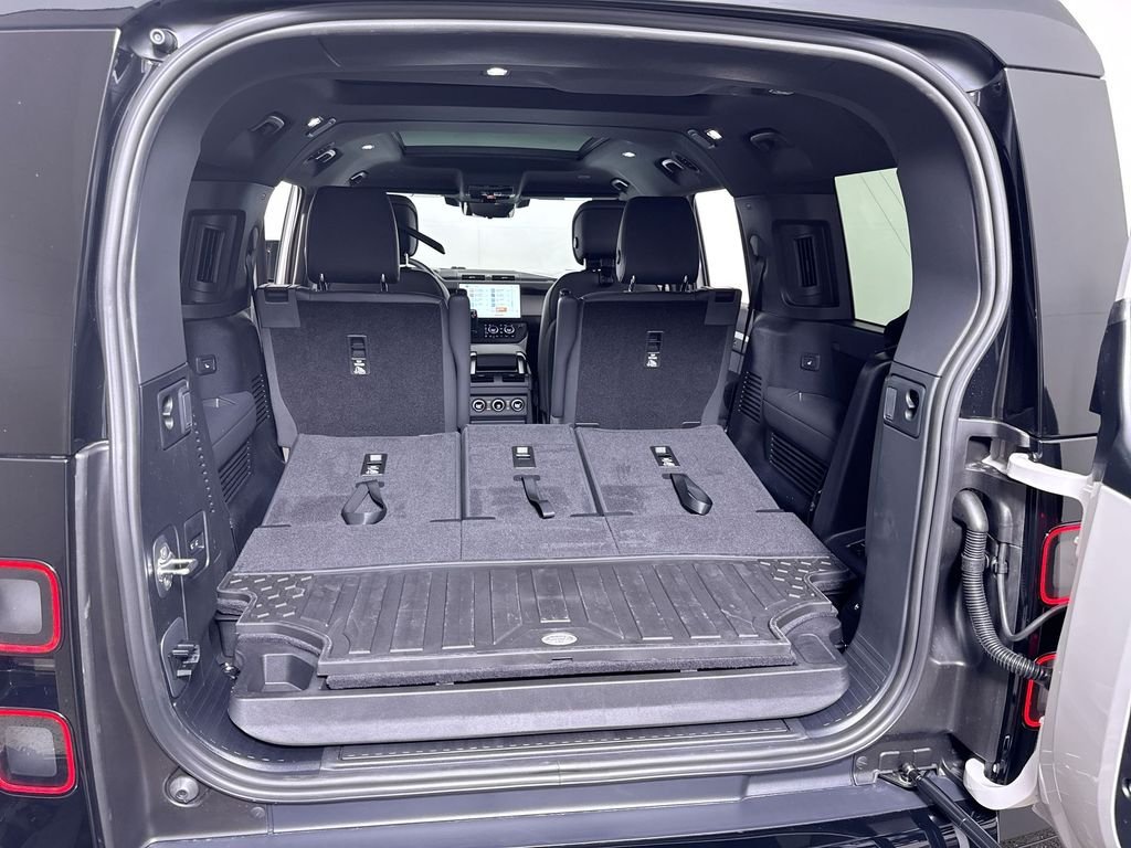 New 2026 BORASCO GRY MET Land Rover X-Dynamic SE image 22
