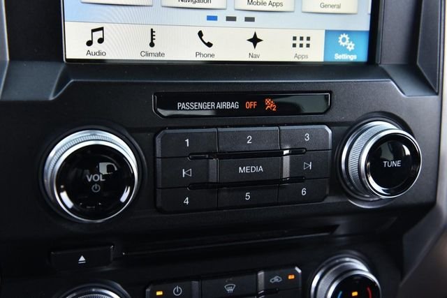 Used 2017 Silver Ford Platinum image 17