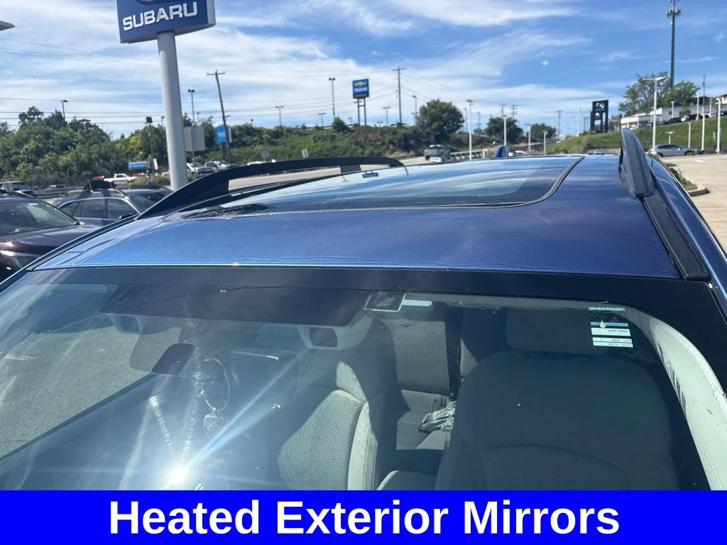 Used 2017 Blue Subaru 2.5i Premium image 11