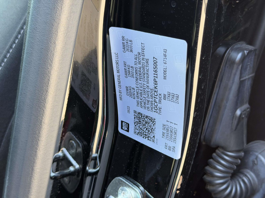 Used 2023 Black Chevrolet LT image 26