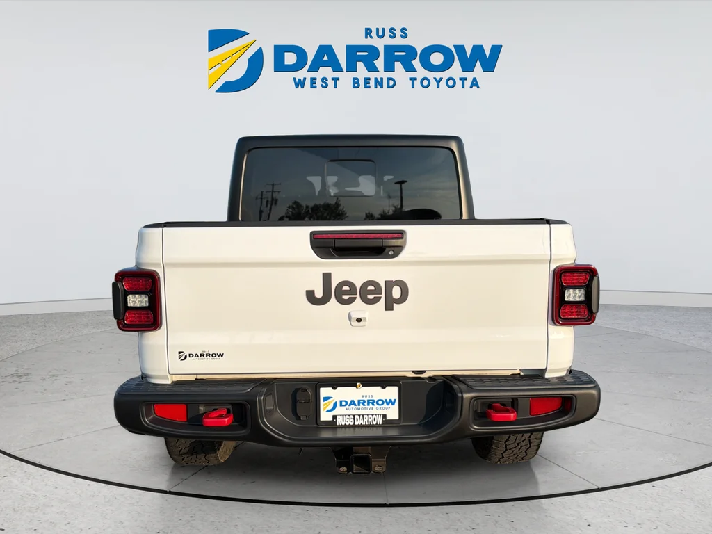 Used 2024 White Jeep Rubicon image 4