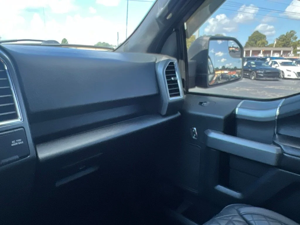 Used 2015 Magnetic Metallic Ford XLT image 18