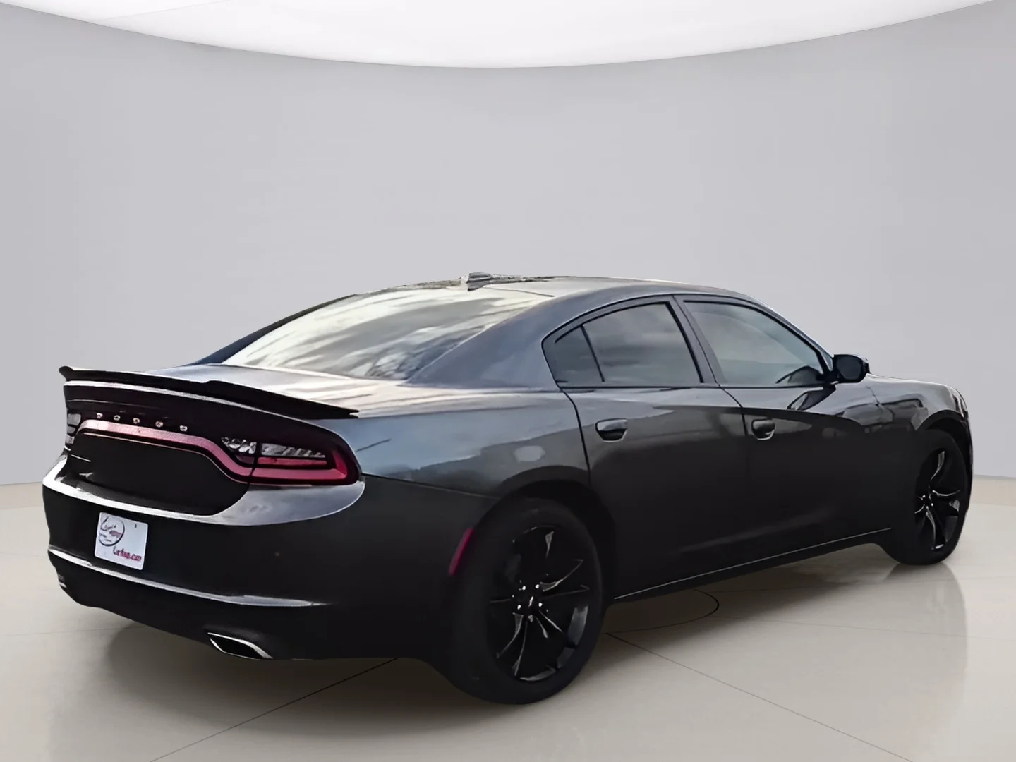 Used 2018 Black Dodge SXT image 7